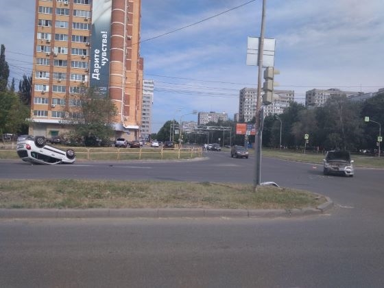 ДТП на ул. Фрунзе в Тольятти