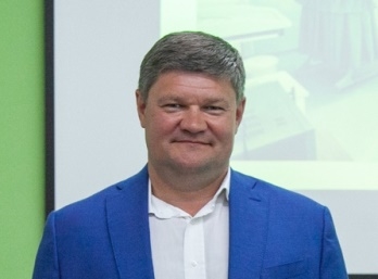 Денис Лебедев 