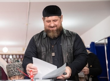 Рамзан Кадыров на избирательном участке 