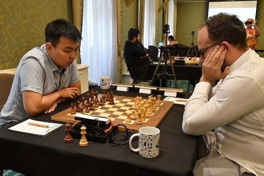 Санан Сюгиров во время турнира 