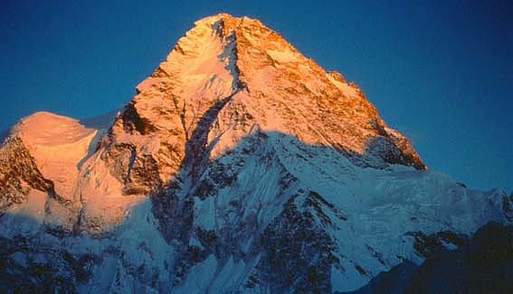 Гималайский восьмитысячник К-2 (Чогори, 8611 м)