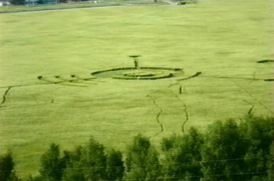 2005 г., внимание СМИ привлечено к кругам на поле в Тольятти