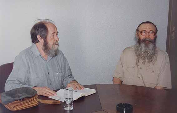 А.И. Солженицын и М.В. Зотов. Тольятти, 9 сентября 1995 г. 