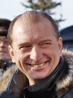 Владимир Артяков