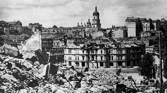 Киев после войны восстанавливали всей страной