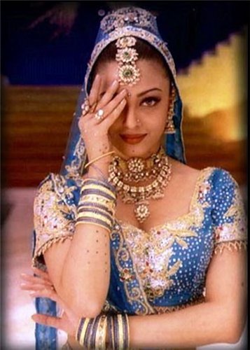 В Индии браслеты - символ замужества