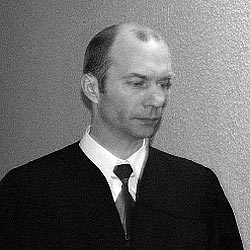 Председательствующий судья Андрей Кириллов