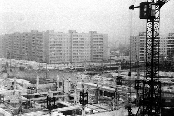 Строительство «Октября», 1986 год. Фото Александра Белобородова
