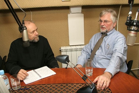 Лауреат Пулитцеровской премии С. Шмеман (справа)
