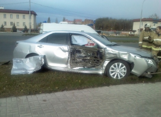 В результате ДТП пострадал водитель Тойоты