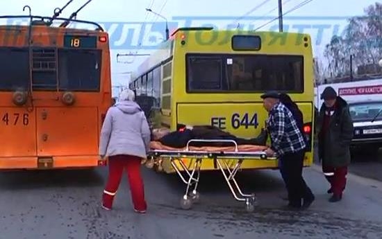 Водителя маршрутного автобуса сразил инсульт 
