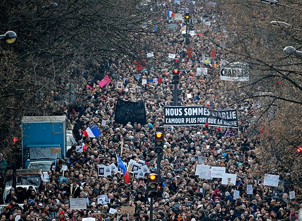 На марше единства в столице франции