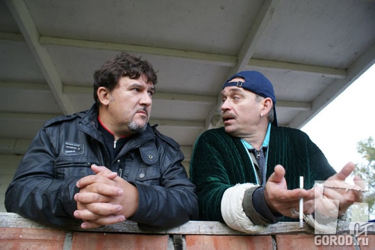 Олег Толоченко (слева) с актером Андреем Амшинским