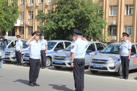 Сотрудники У МВД Тольятти получили 20 новых Lada Granta 