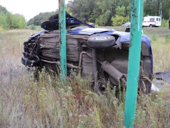 Водитель ВАЗ-21110, видимо, был пьян...