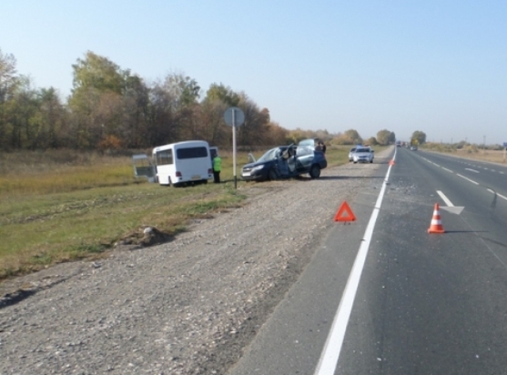 После столкновения Гранта и автобус съехали в кювет 