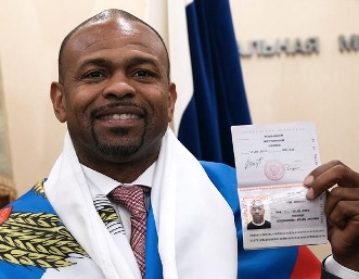 Рой Джонс-мл. с российским паспортом