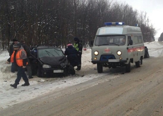 По данным ГИБДД, Шевроле вылетело на встречную полосу