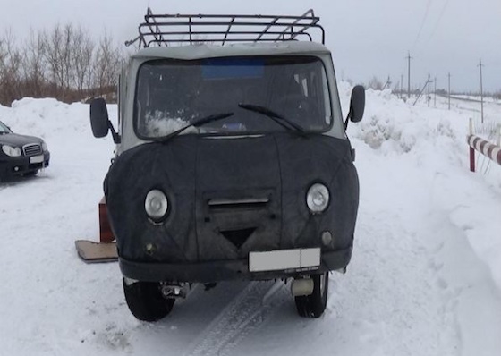 В ДТП пострадали водитель и 3 пассажира "УАЗа"