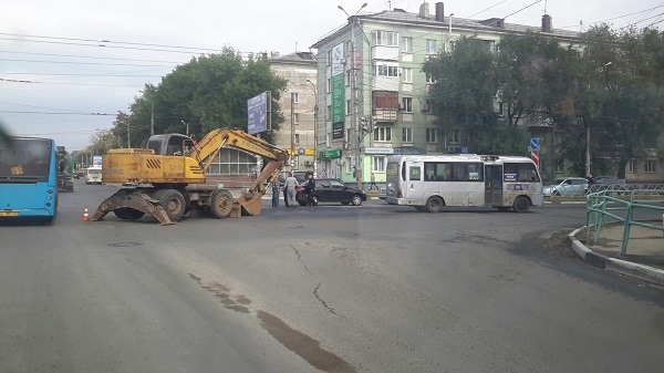 Виновником аварии предварительно считают водителя автобуса