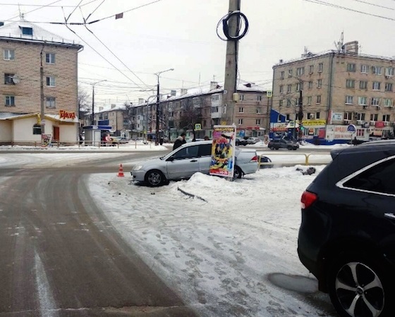 Пассажирка "Мицубиси" получила травму груди в Тольятти