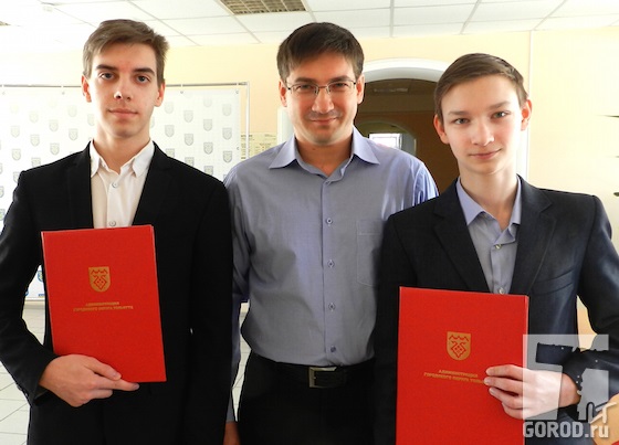 Сергей Горкунов со своими воспитанниками