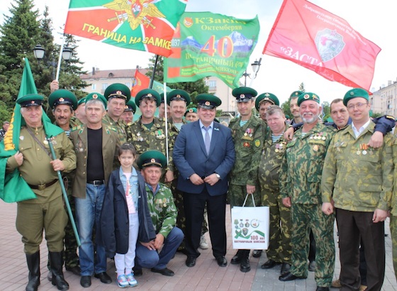 Сергей Анташев и пограничники