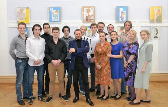 На открытии выставки шаржей Александра Мальцева