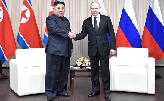 Владимир Путин и Ким Чен Ын встречаются впервые 