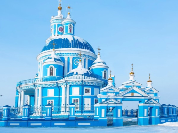 Храм в селе Тельма Иркутской области