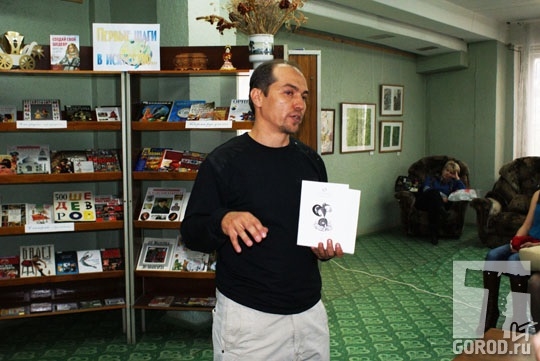2013 г., Сергей Сумин открывает первый фестиваль поэзии Поволжья