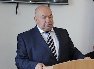 Виктор Махов