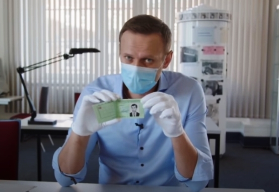 Кинокритики считают Алексея Навального политическим заключенным 