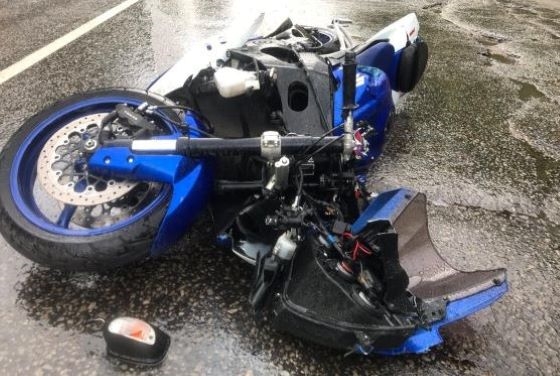 Водитель мотоцикла был доставлен в больницу