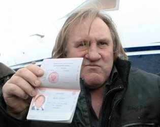 Жерар Депардье с российским паспортом