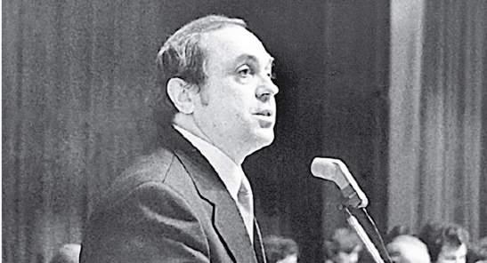 Владимир Махлай до 1985 года возглавлял химзавод в Губахе