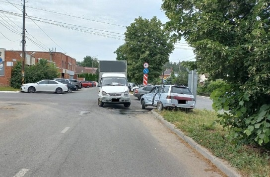ДТП произошло на перекрестке с улицей Советской 
