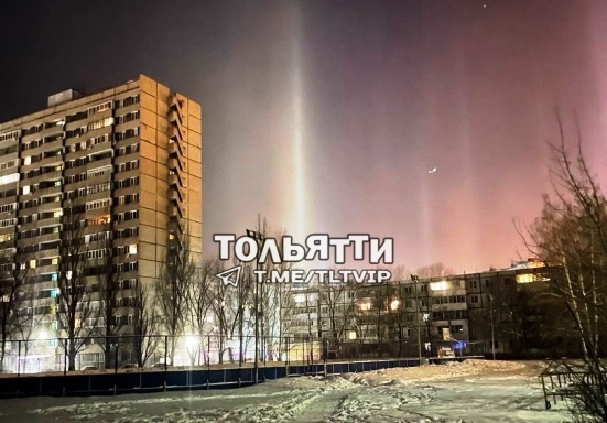 С наступлением морозов в Тольятти появились световые столбы 