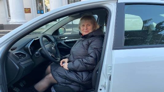 Антонина Ивановна стала обладателем первого из пяти автомобилей 