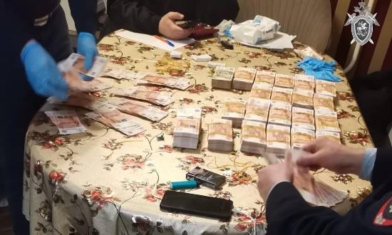 В квартире Аббасовых нашли огромную сумму денег 
