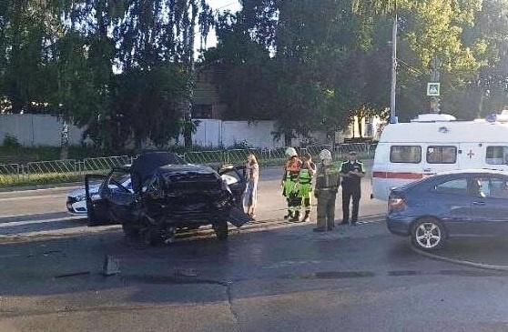 Жигулевск, в ДТП погибла пассажирка Гранты 