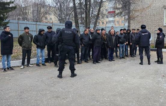 Мигрантов проверят сразу в нескольких районах Самары 