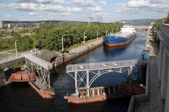 Шлюзование на Жигулёвской ГЭС