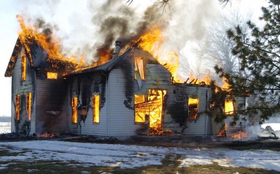 В 1997 году в Квебеке в доме произошел пожар